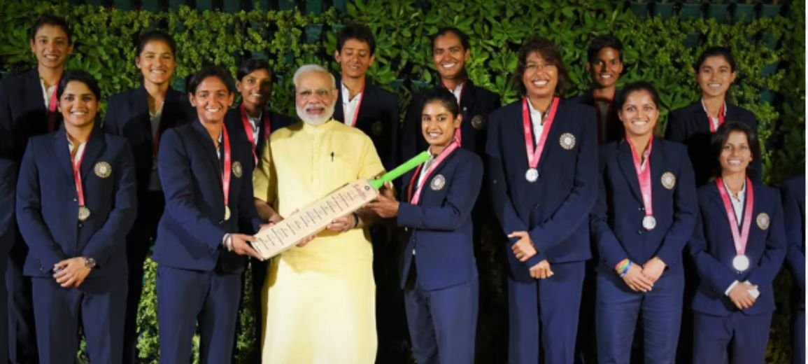PM Modi Hosted the Indian Women’s Cricket Team Following Their Big Win