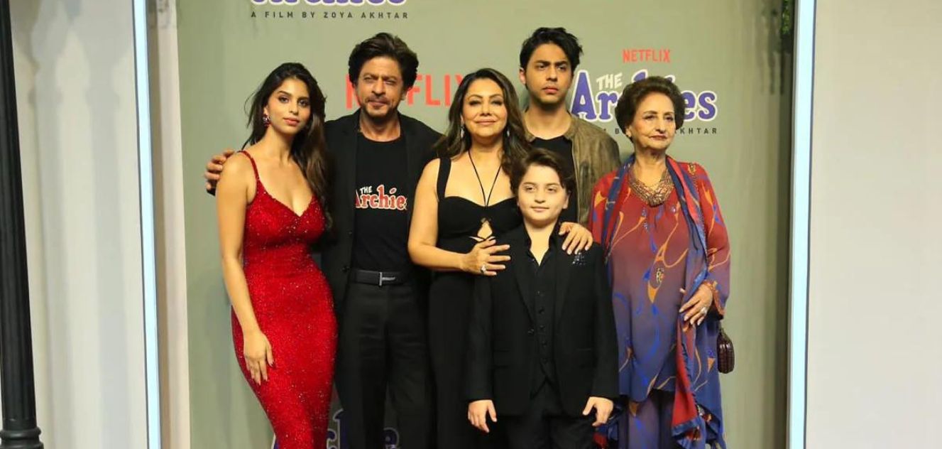 Shah Rukh Khan's Pre-Archies Premiere Wish: Fans Unearth 2011 Video of Him Hoping to See Suhana Khan in a Red Gown
