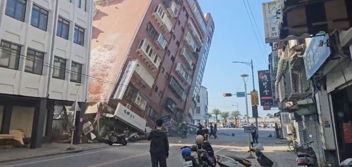 Strongest Earthquake Hits Taiwan in 25 Years: 4 Dead and 60 Injured