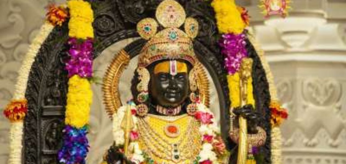 Ram Lalla’s Forehead Illuminates with “Surya-Tilak” in Ayodhya on the Occasion of Ramnavami