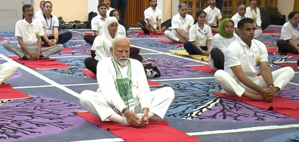 10th International Yoga Day: PM Narendra Modi performs yoga in Srinagar.